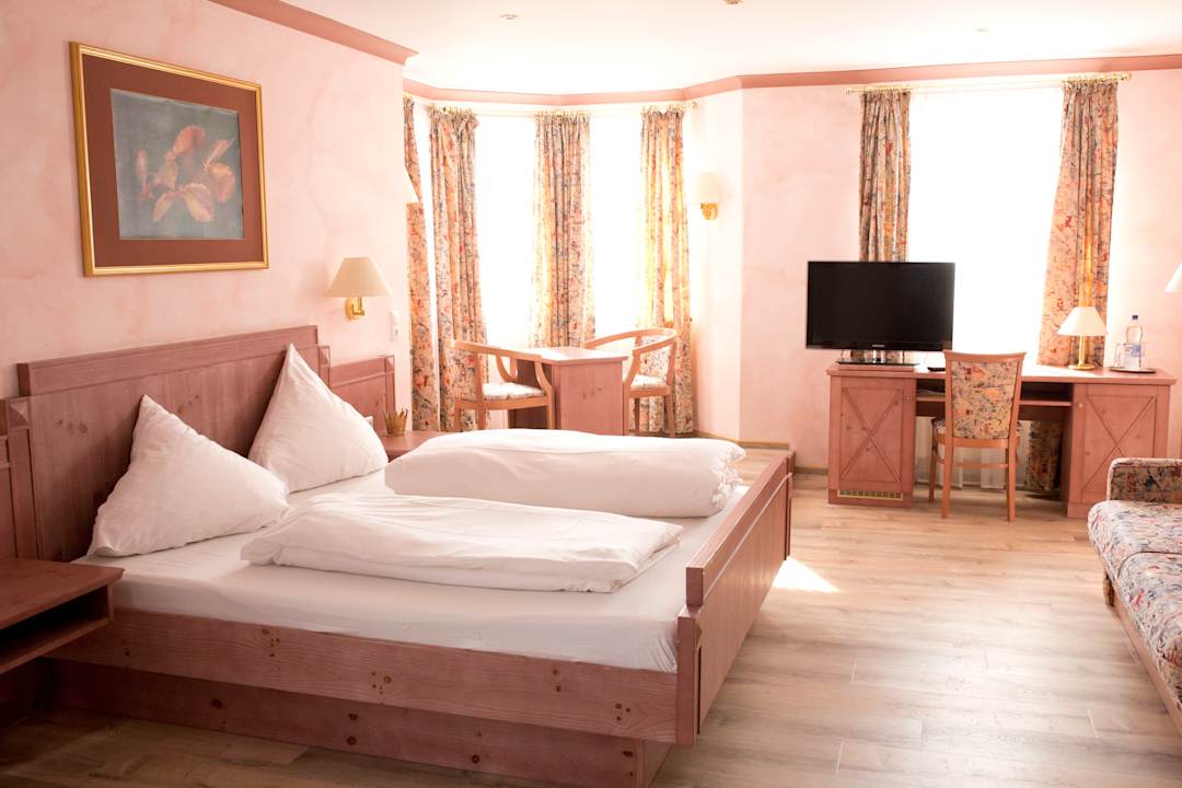 Zimmer Hirschwirt's Hotel & Restaurant