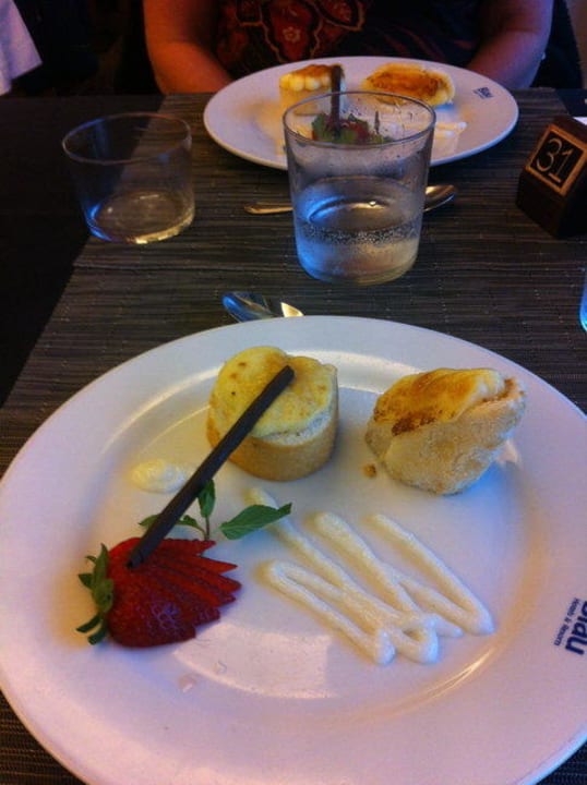 Hmmmm.. weiter... blau punta reina