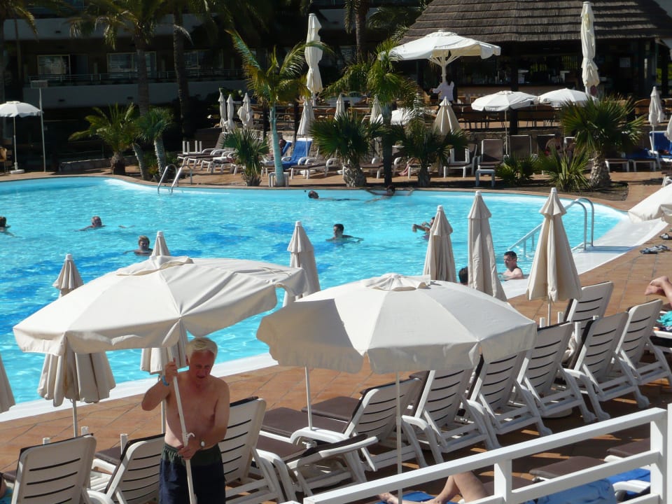 Am größeren, oberen Pool Gloria Palace San Agustin Thalasso & Hotel