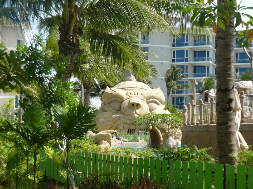 Hotel Centara Grand West Sands Resort & Villas Phu Splash Beach Resort