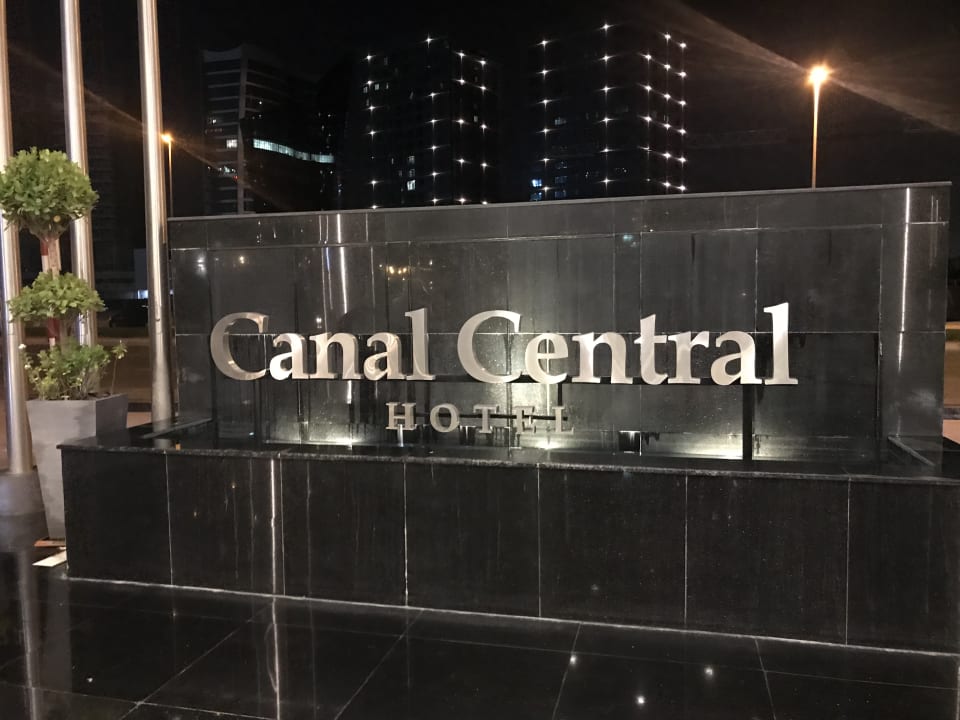 Außenansicht Canal Central Hotel