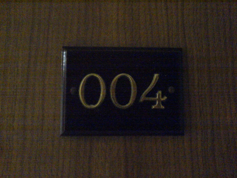 Der Stein des Anstoßes Hotel Xaloc