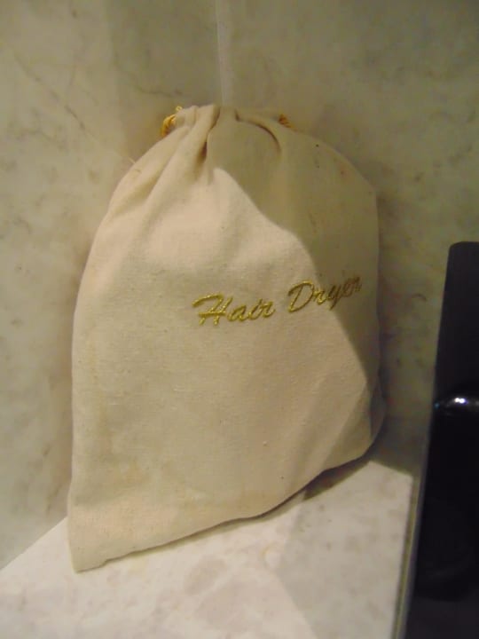 Zimmer Harbour Grand Kowloon