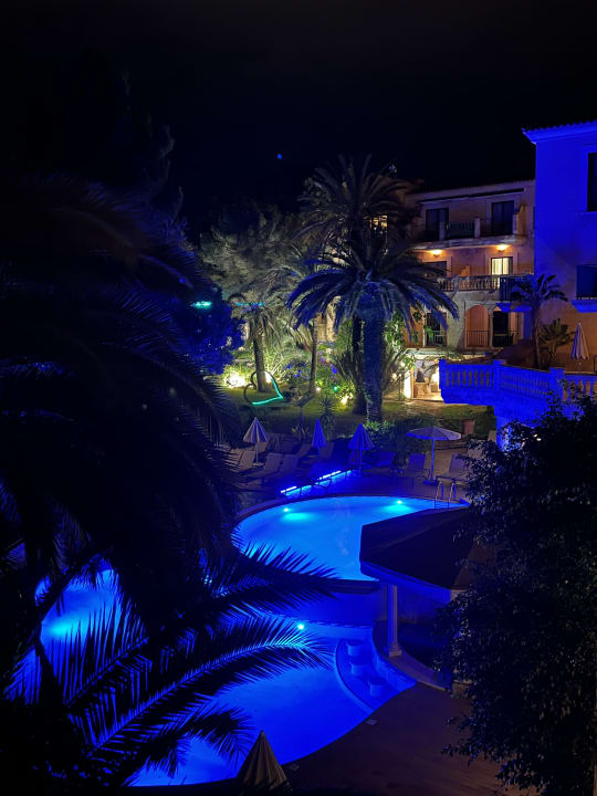 Pool Lago Garden