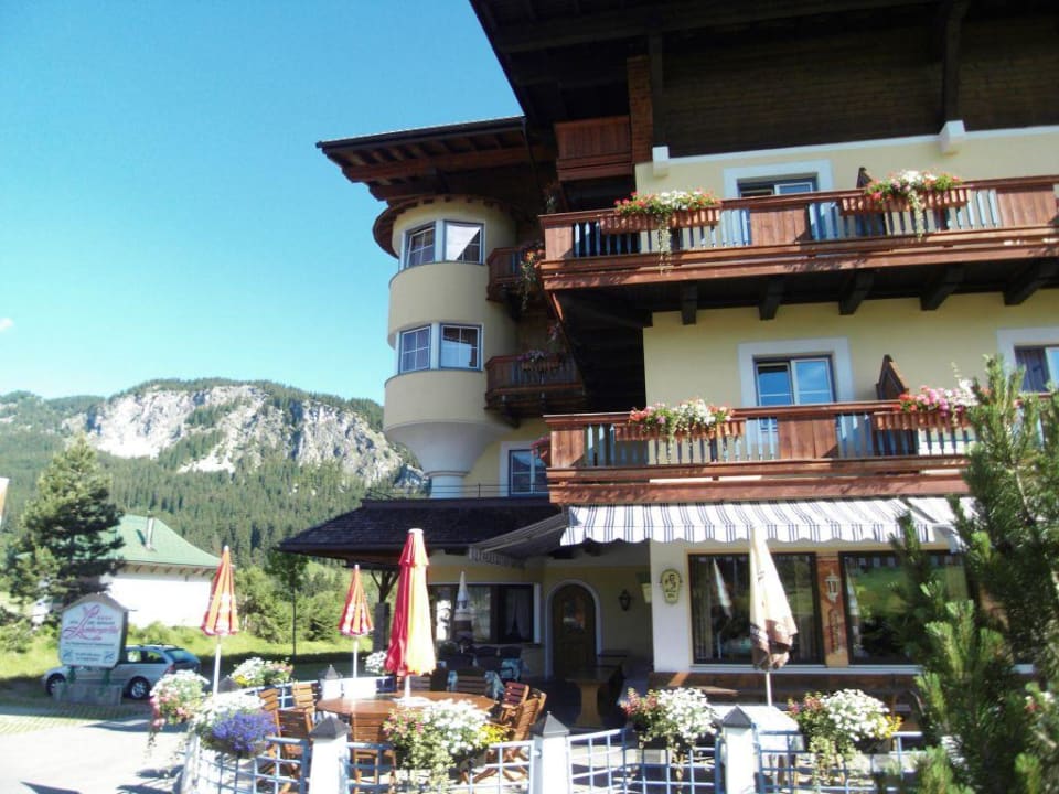 Außenansicht unseres Hotels Lumberger Hof Hotel Lumberger Hof