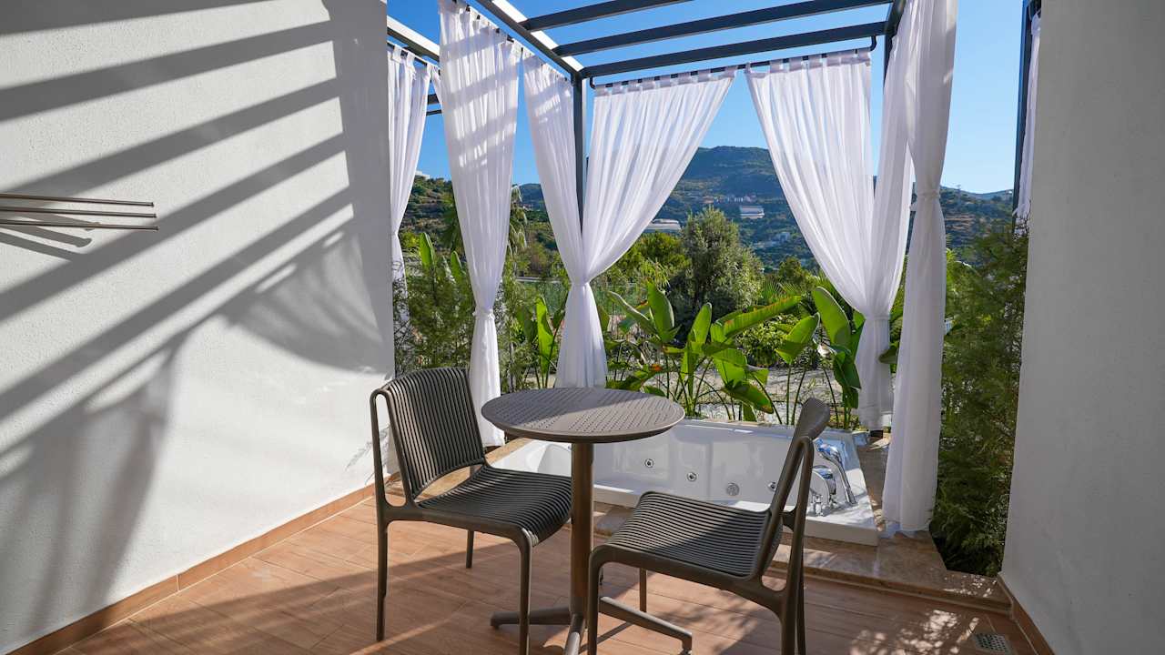 Zimmer Ada Port Hotel Adults Only