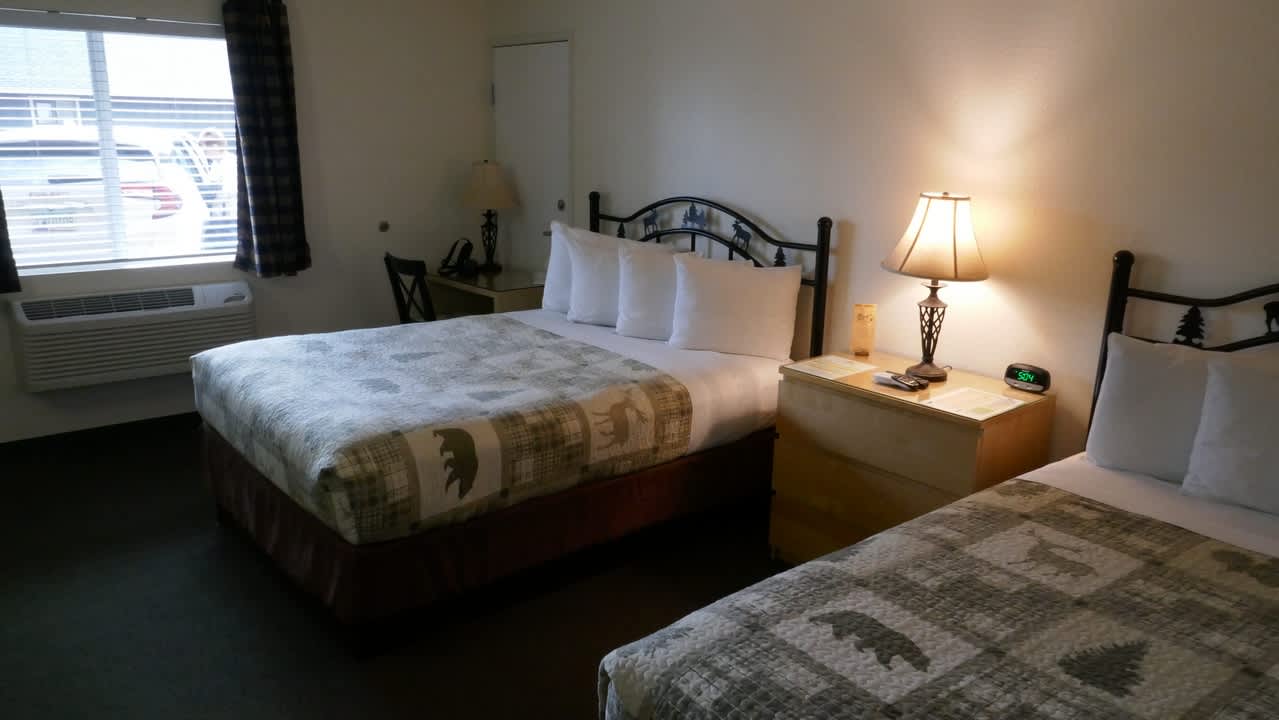 Zimmer Antlers Motel