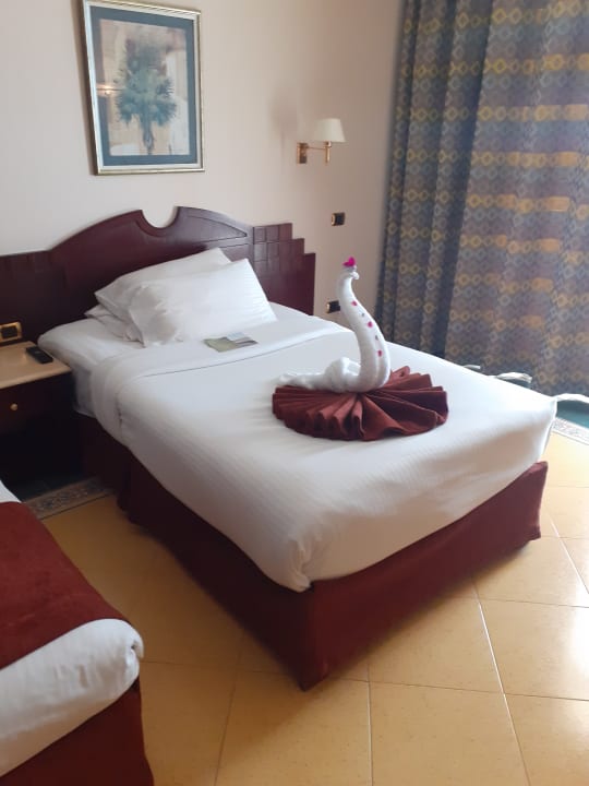 Zimmer Palm Royale Resort - Soma Bay