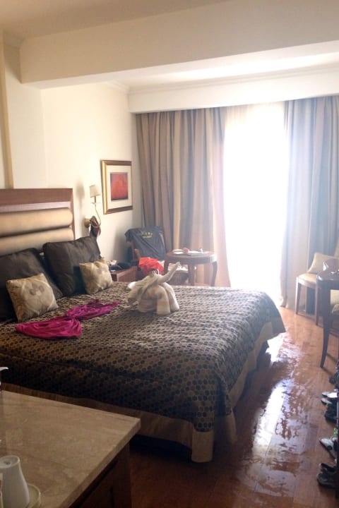 Unser Zimmer im Erdgeschoß Hotel Kanika Olympic Bay