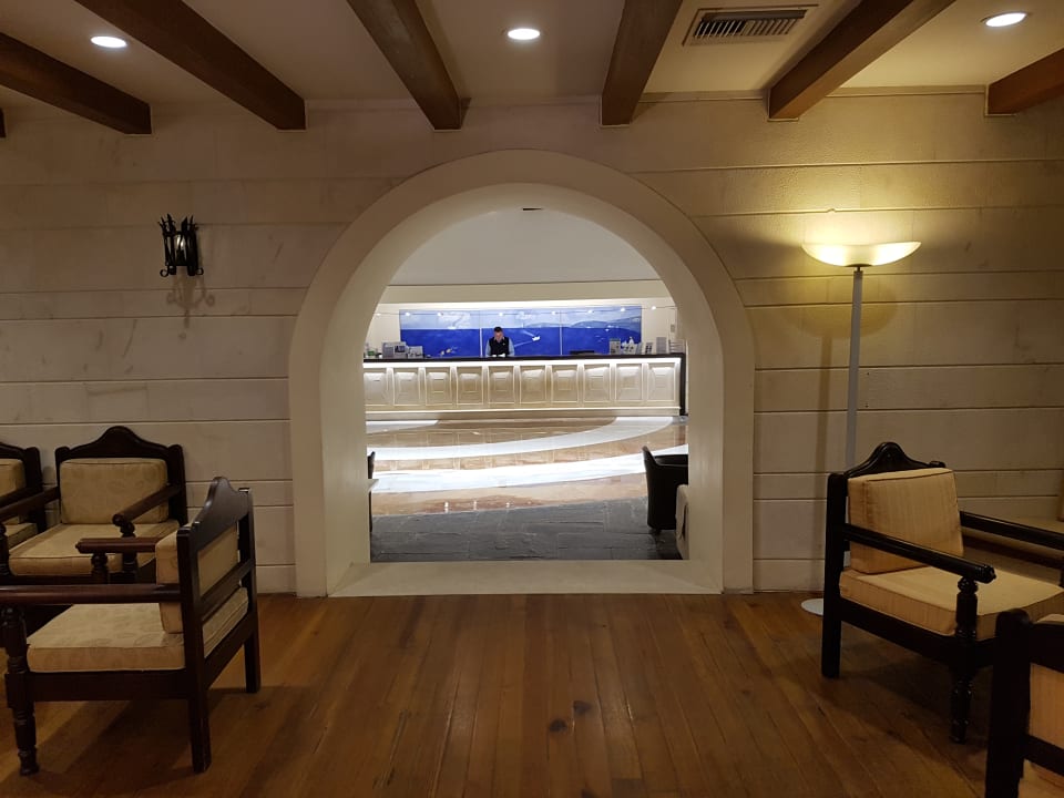 Lobby Apollonia Beach Resort & Spa