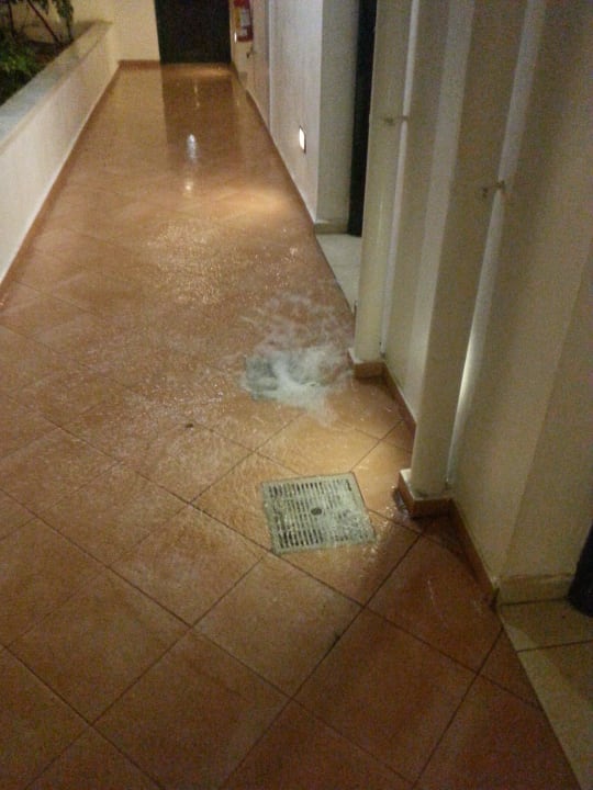 Wenn es mal regnet Ilio Mare Hotel