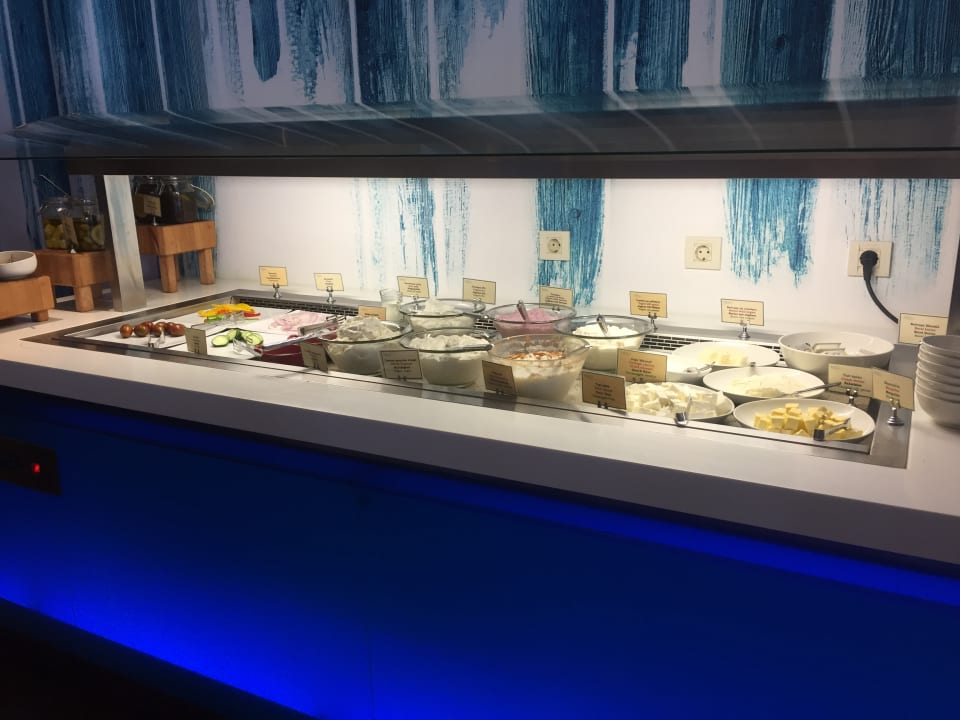 Frühstücksbuffet Lindos Blu, Luxury Hotel & Suites - Adults only