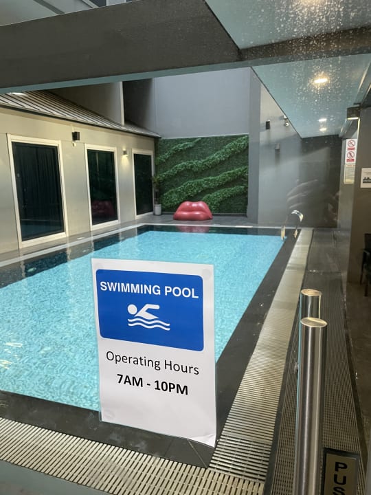 Pool V Hotel Bencoolen