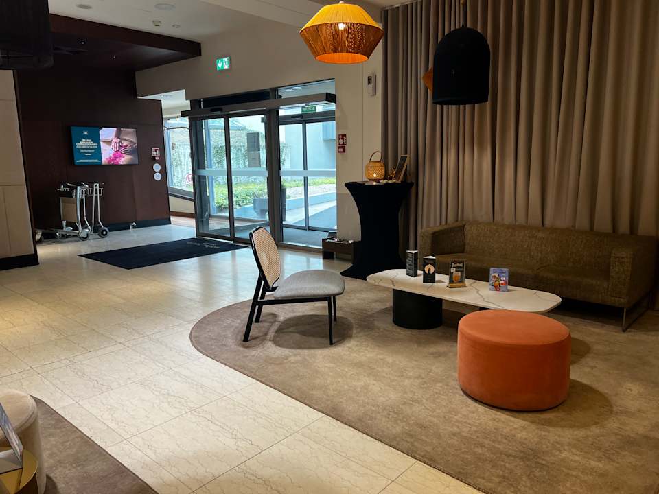 Lobby Royal Tulip Sand
