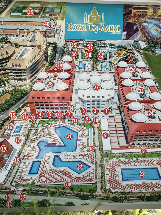Außenansicht Royal Taj Mahal Hotel