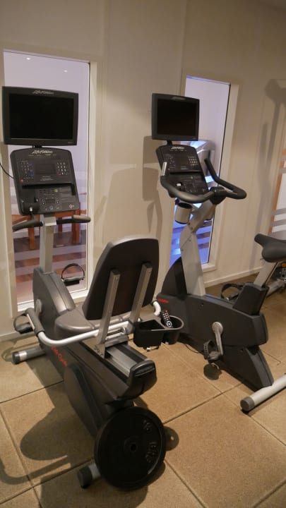 Sport & Freizeit Hilton Düsseldorf