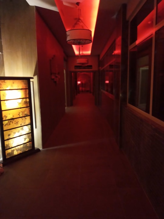 Sonstiges Well Palace Side