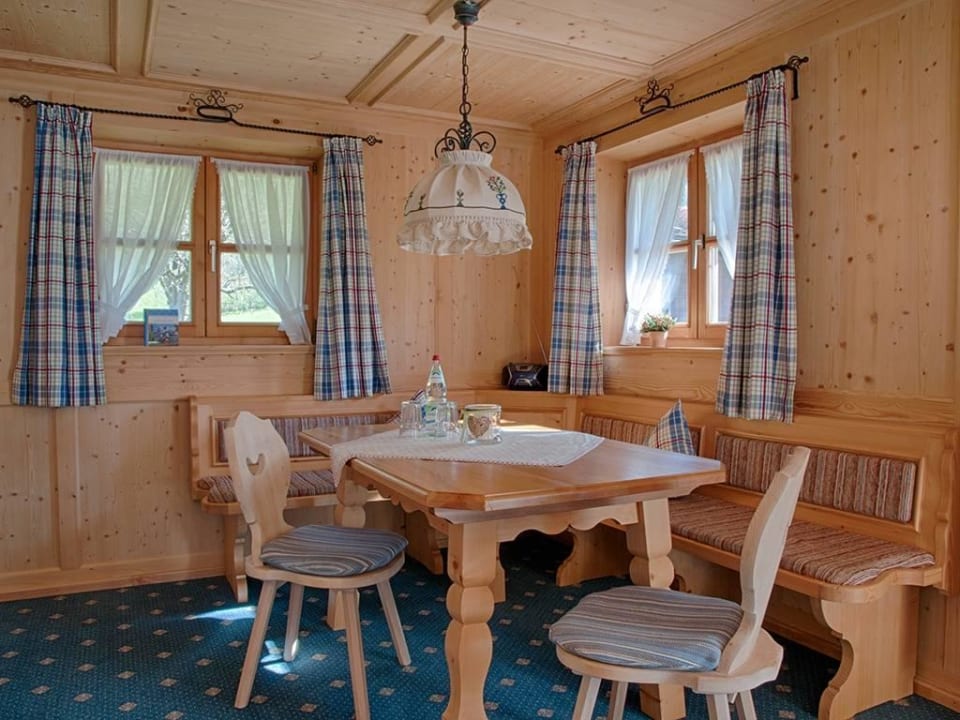 Ferienwohnung Wohnraum Gästehaus Gutfelder Hof