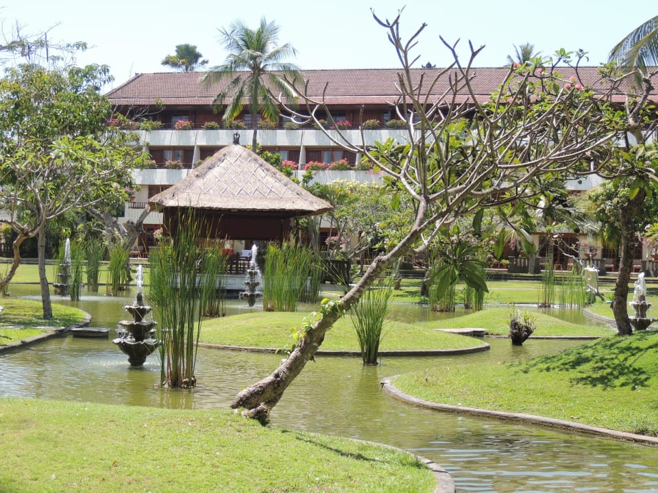 Gartenanlage Nusa Dua Beach Hotel & Spa