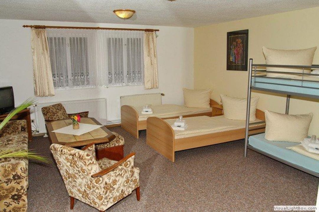 Zimmer mit 4 Betten Hotel Waldhaus Obergrasmühle