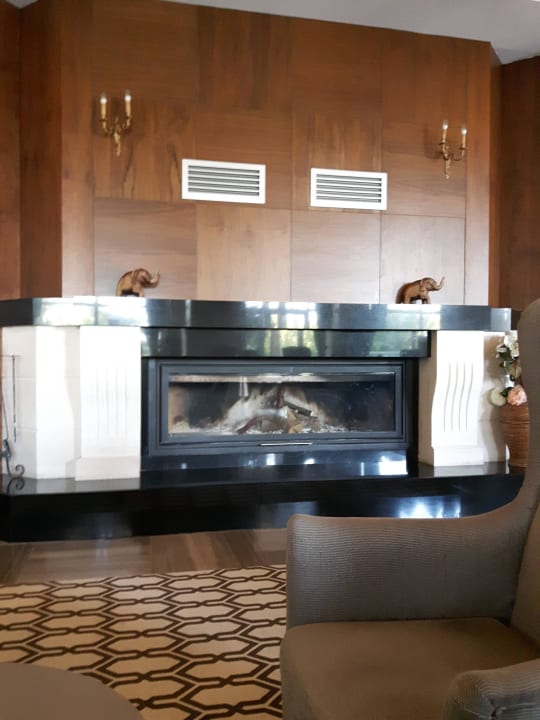 Am Abend konnte man sich am Kamin aufwärmen TUI MAGIC LIFE Beldibi +16