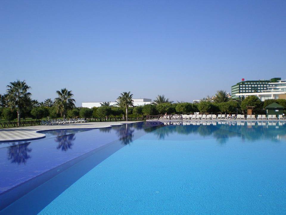 Hauptpool Voyage Belek Golf & Spa
