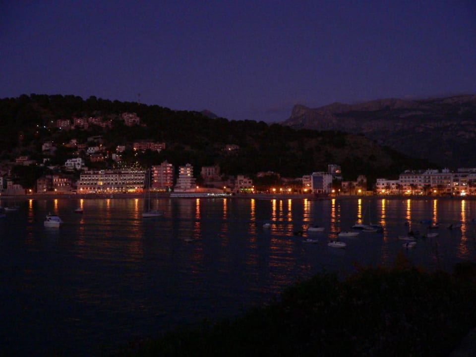 Порт вечером 2 Hotel Citric Soller