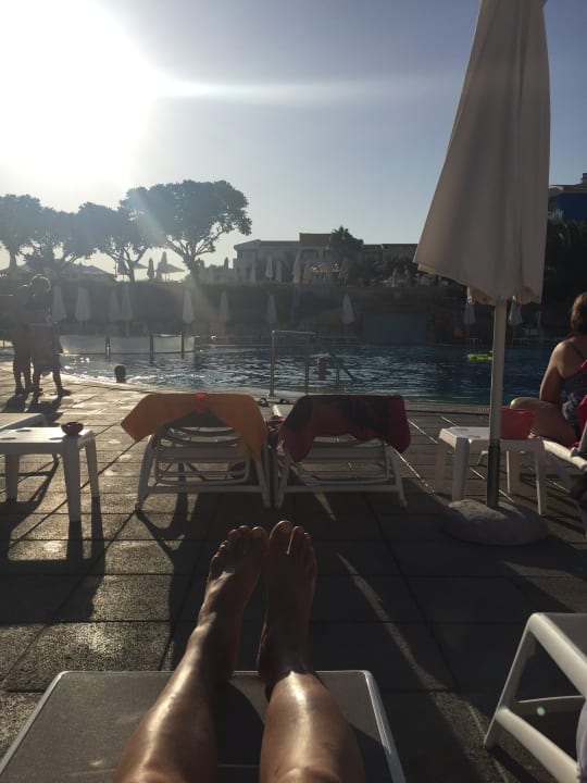 Pool blau punta reina