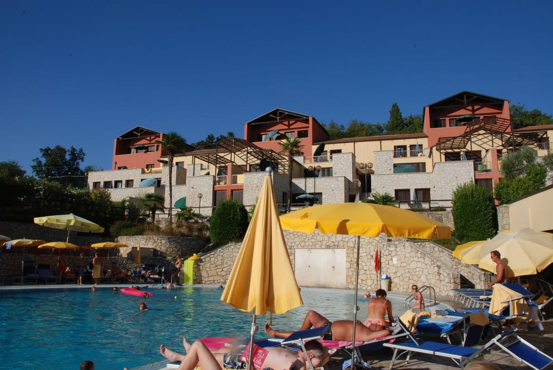 Suits are in front Hotel Le Torri del Garda