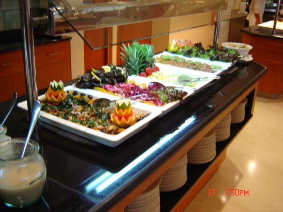 Salatbuffet AYA Seahotel - Adults only