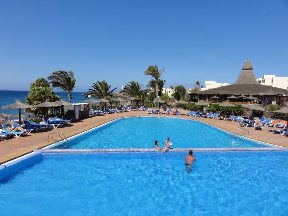 Hauptpool SBH Hotel Royal Monica