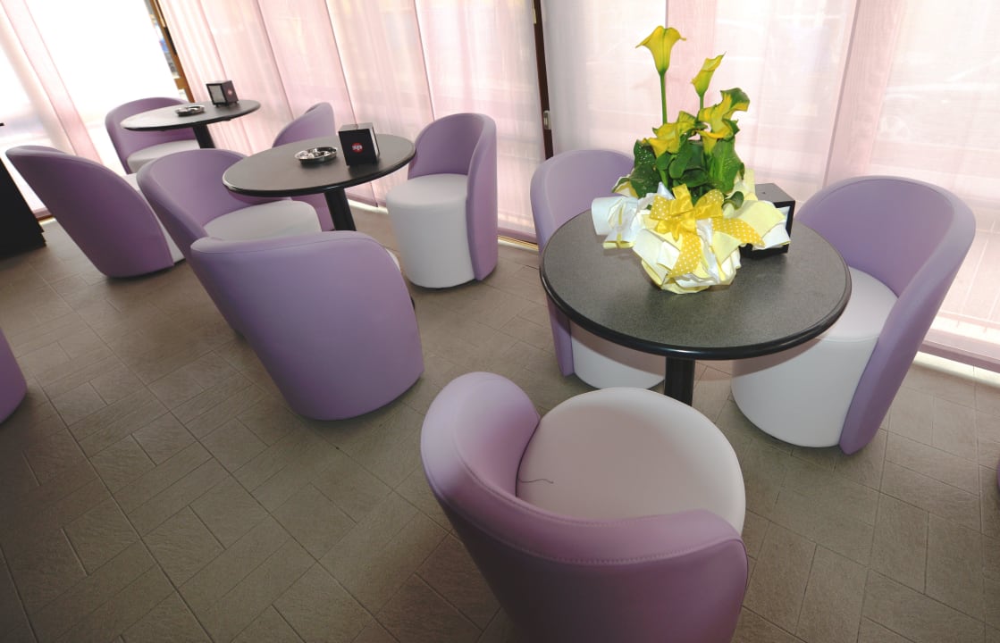 Sala lettura Hotel Trocadero