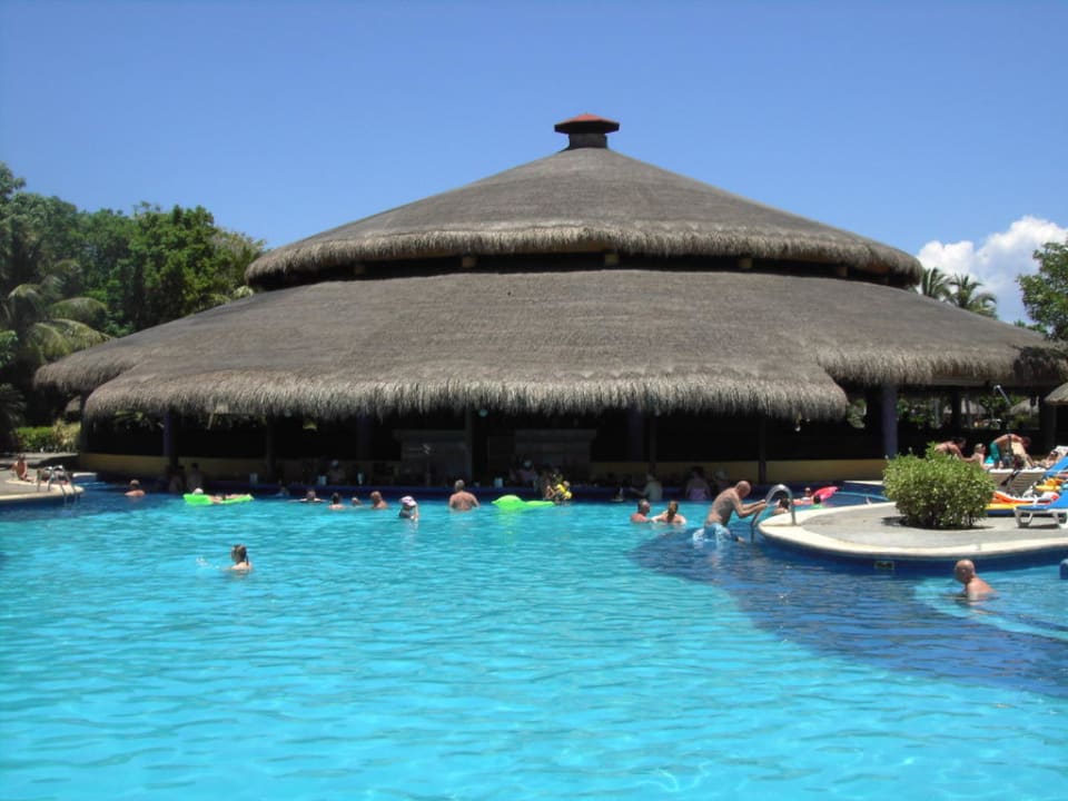 Poolbar Hotel Riu Tequila