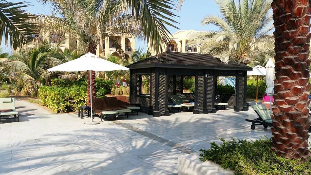 Pool  DoubleTree by Hilton Resort & Spa Marjan Island