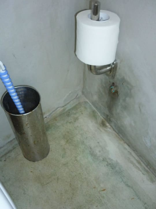 Katastrophales WC Bungalow Nr. 108 Kihaa Maldives