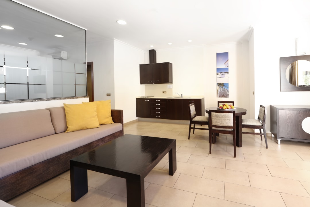 Zimmer Apartamentos Jade