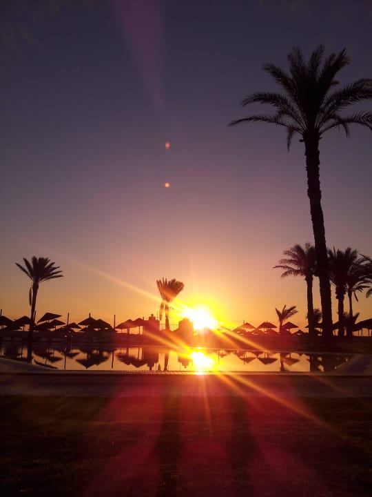 Sonnenaufgang  Monarque Club Rivage