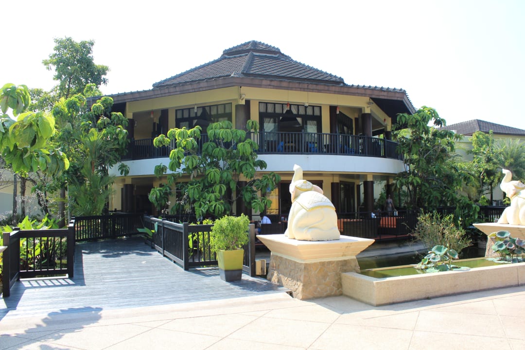 Sportbar Seaview Khao Lak Resort