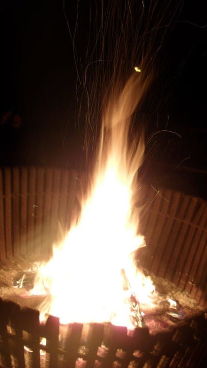 Lagerfeuer Majuwi - Maritimes Jugenddorf Wieck