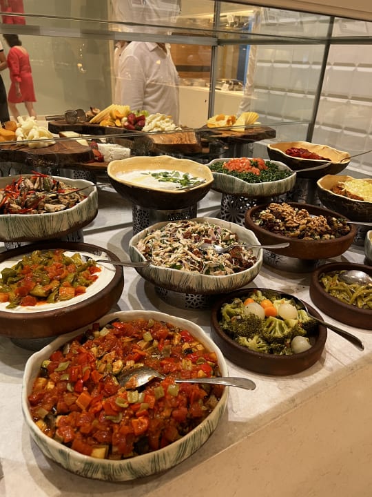 Gastro Acanthus Cennet Barut Collection