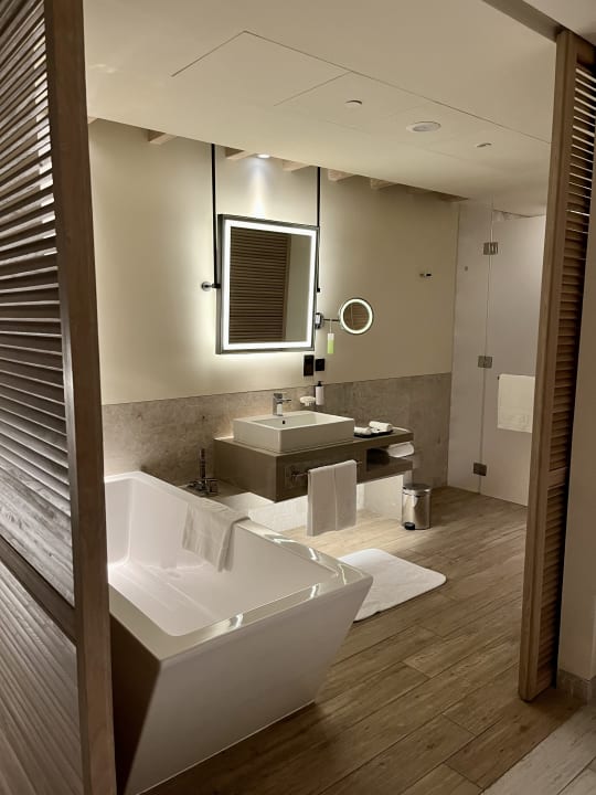 Zimmer Saadiyat Rotana Resort &  Villas