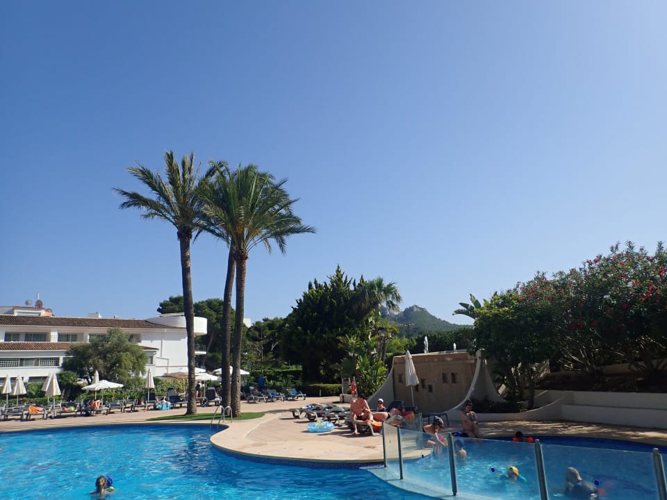 Pool Hotel Beach Club Font de Sa Cala