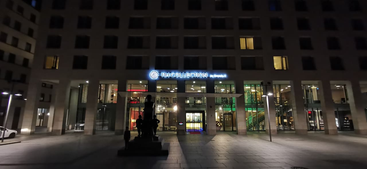 Außenansicht NH Collection Dresden Altmarkt