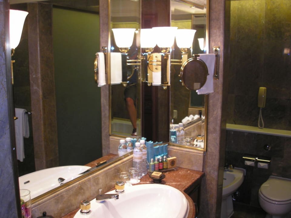 Badzimmer Krungthep Wing Shangri-La Hotel, Bangkok