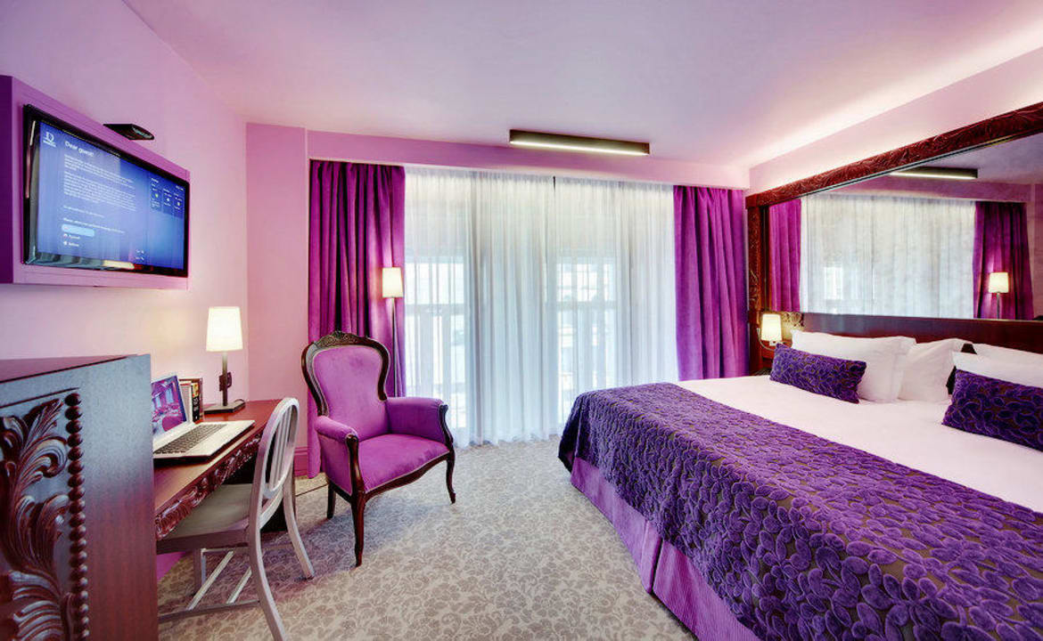 Mansard twin Room Hotel Domina Prestige St. Petersburg