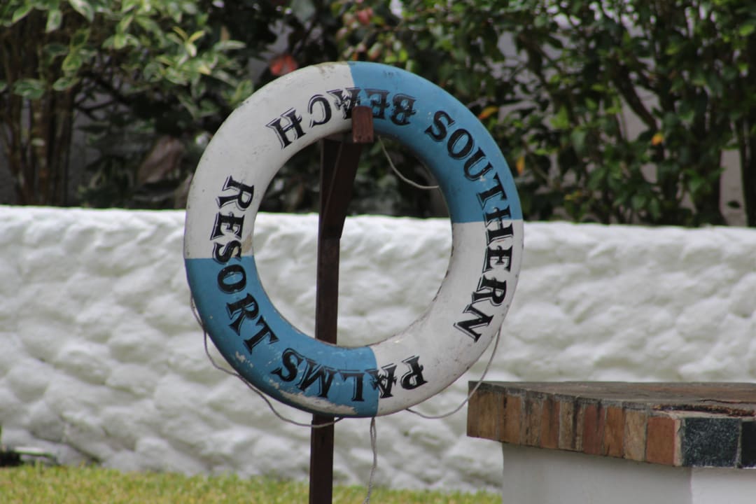 Rette sich wer kann  Hotel Southern Palms Beach Resort