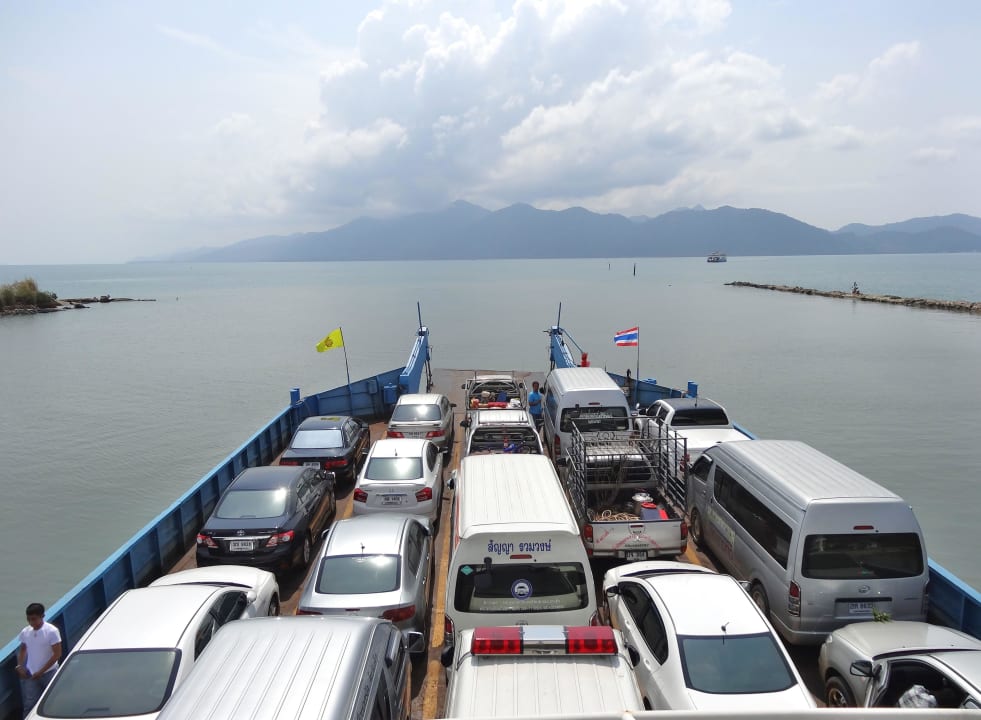 Mit der Autofähre nach Koh Chang Dinso Resort & Villas Ko Chang, Vignette Collection by IHG