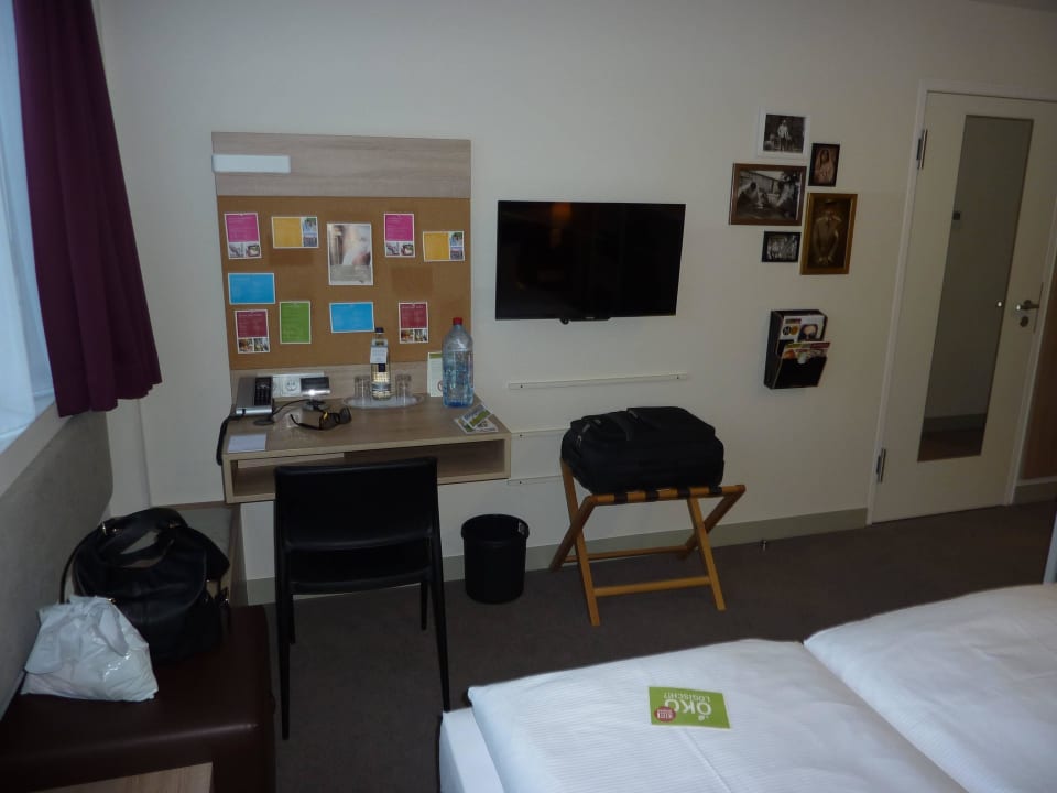 Zimmer 210 Vienna House Easy München