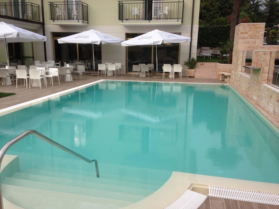 La Piscina Hotel Eden Garda