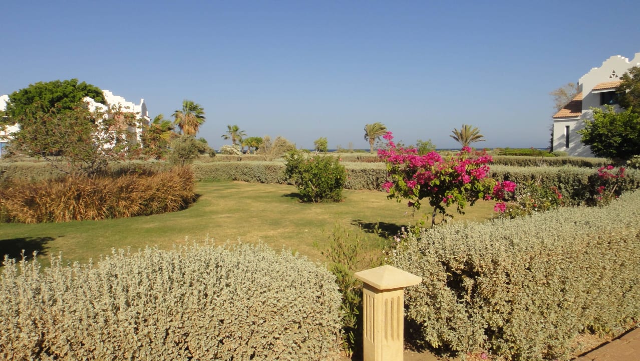 Richtung Meer Lahami Bay Beach Resort